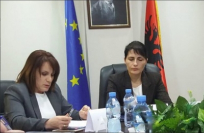 Skandal/ Kërcënohet me jetë prokurori i Shullazit, largohet nga Shqipëria