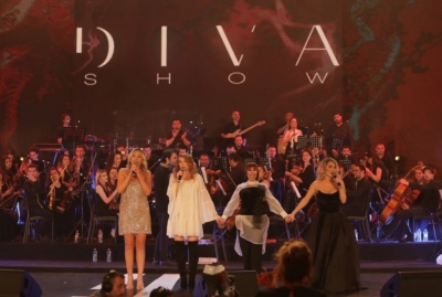 “Diva’s show”/ Irma, Rovena, Eneda dhe Besa elektrizojnë skenën
