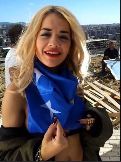 Rita Ora gjithmonë pranë Kosovës, gjesti i saj i mrekullon të gjithë