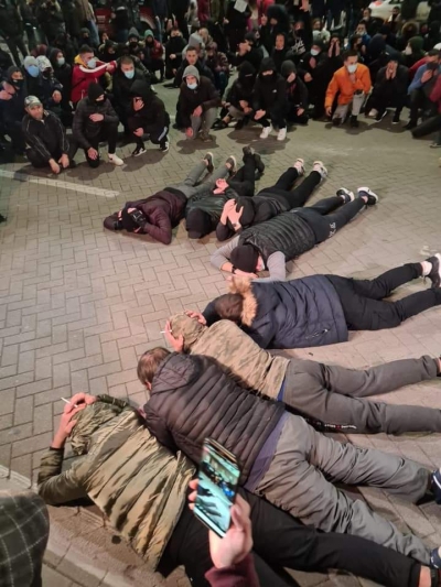 “Protesta e sotme model”/ Gazment Bardhi: Dhunën po e nxit Edi Rama! Helmimi masiv i Tiranës me gaz lotsjellës është…