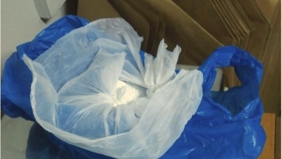 Pranga tregtarit të kokainës në Tiranë, i kapen edhe 3 armë të ftohta