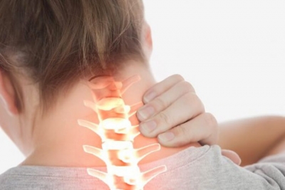 Çfarë tregon për shëndetin dhimbja mbrapa koke