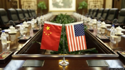 SHBA-ja shtyn vendosjen e tarifave ndaj mallrave të Kinës