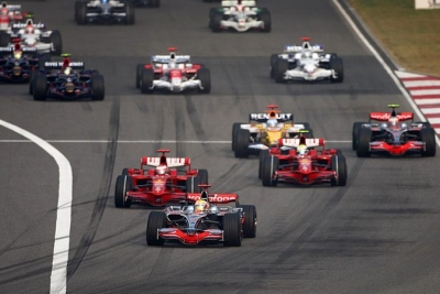 “Coronavirus” trondit edhe Formula 1, anulohet gara për Çmimin e Madh të Kinës