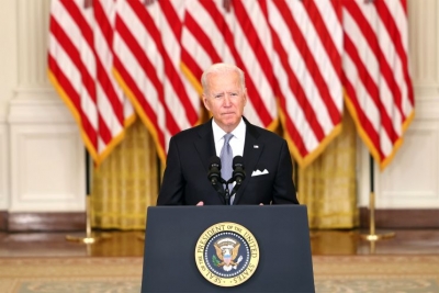 Zëri i Amerikës: Presioni ndaj Presidentit Biden po shtohet pas tërheqjes kaotike