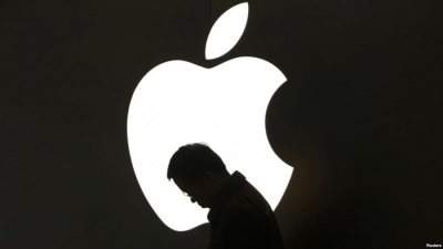 Apple, kompania e parë amerikane që arrin vlerën prej një trilion dollarësh