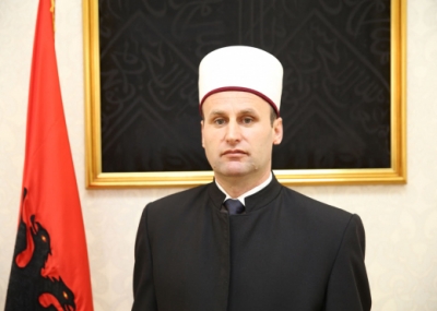 PROFIL/ Kush është Bujar Spahiu, kreu i ri i Komunitetit Mysliman të Shqipërisë