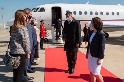 Presidenti Meta i uron mirëseardhjen në Shqipëri, homologut nga Sllovenia