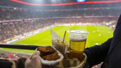 UEFA bën kthesën e madhe, çfarë do të ndodhë me alkoolin në stadium
