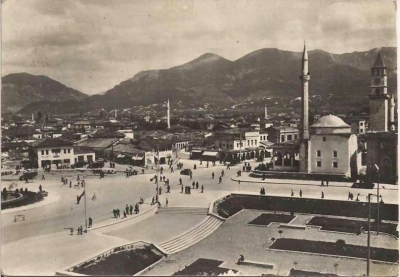 Fotogaleri/ Për të gjithë nostalgjikët, ju risjellim përmes fotove Tiranën e vjetër