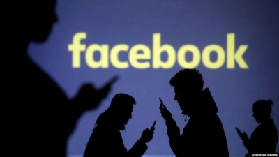 Facebook thyen rekord, fshin më se tre miliardë llogari