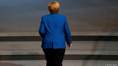 Pas 14 vitesh, a do të largohet Merkel para kohe?
