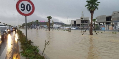 Pritet sërish përmbytja e autostradës Tiranë - Durrës