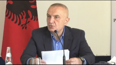 Presidenti Meta: Nuk impresionohem nga ata lobistë që flasin anglisht dhe mendojnë serbisht për Shqipërinë