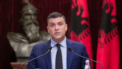 Tedi Blushi: E gjithë Shqipëria e di si i ka fituar Babloku këto zgjedhje, ndaj qetësohuni, NUK KA DORËHEQJE!