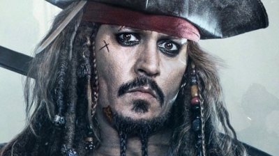 Johnny Depp ndryshon tërësisht look, fansat e masakrojnë