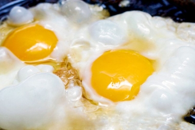 Tetë arsye shëndetësore përse duhet të hani vezë çdo ditë