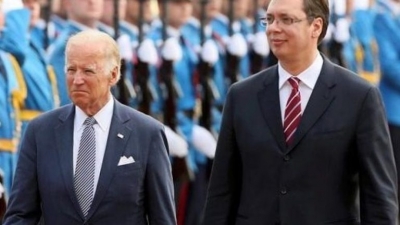 Ambasada amerikane në Beograd përsërit qëndrimin e presidentit Biden: Serbia duhet ta njohë Kosovën