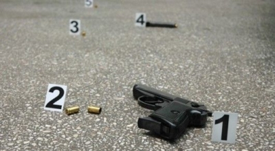 Lajmi i fundit/ Gjendet i vdekur një 25 vjeçar në Fier , kishte pistoletë pranë trupit, emri ...