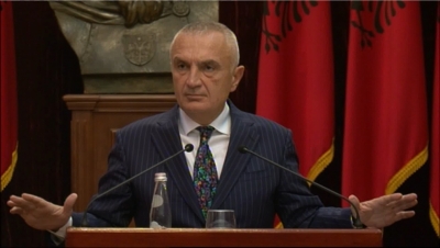 “Të reflektojnë të gjithë urgjentisht”, Presidenti Meta: Do ta kthejmë në referendumin më të madh që nga koha e Skënderbeut
