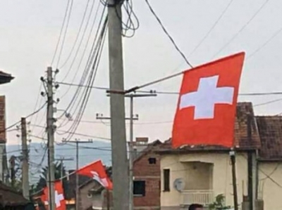 Rusi 2018/ Reagimi i mediave serbe pas flamujve të Zvicrës në Kosovë