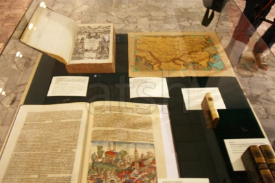 Koleksioni i gravurave dhe i librave, dhuratë për Bibliotekën Kombëtare