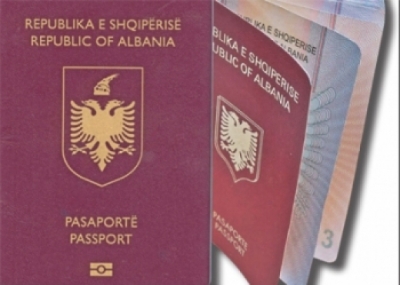 Pasaporta shqiptare e pavlefshme, rritet numri i atyre që lënë shtetësinë