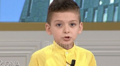 Njihuni me 8-vjeçarin nga Tirana me inteligjencë mbi normalen, fitoi konkursin në Francë