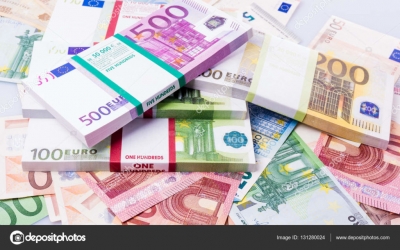 “Yllat” deputetë, kazanët e Ukrahinës dhe çanta me 300 mijë euro cash