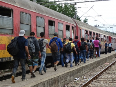 Fluks refugjatësh në Kapshticë, kapen 32 sirianë dhe palestinezë