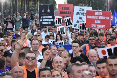 Media e madhe franceze: Në Shqipëri, votime apo zgjedhje maskaradë