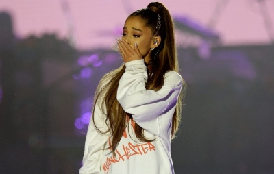 Kishte vendosur varëse 169 mijë dollarëshe, Ariana Grande e humbet në skenë