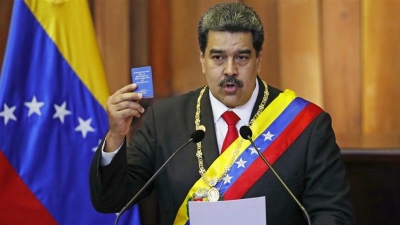 Maduro i falënderon ushtrinë që e mbron nga populli i tij