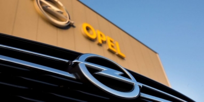 Makinat elektrike – Opel lançon strategjitë e reja