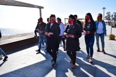 Elona Guri takime me qytetarë në Durrës: Edhe pak ditë nga fitorja e madhe!