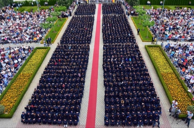 Në Universitetin e Tetovës u diplomuan studentet e brezit 2017-2018