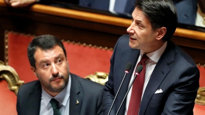 VOA zbardh sherrin: Salvini i rrotullonte sytë me tallje Conte-s!