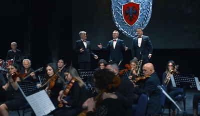 Arif Vladi, Ilir Shaqiri e Nikolle Nikprelaj me këngë kushtuar Skënderbeut