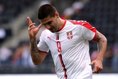 Serbia &quot;zgjon&quot; Zvicrën, shënon gol që në nisje (video)