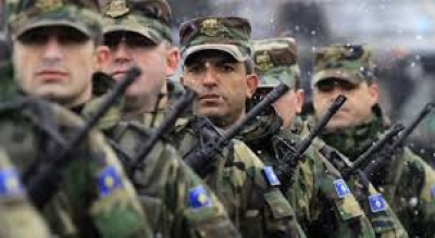 Kosovë, politika unike për ta bërë ushtrinë pas një dekade