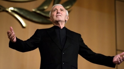 94-vjeçari Aznavour shtyn koncertet