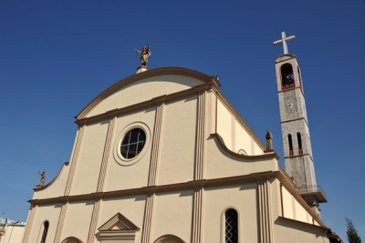 Vjedh dhe dëmton kishën Françeskane, arrestohet i riu në Shkodër