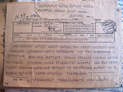 1952/Telegrami i kotë i një të burgosuri