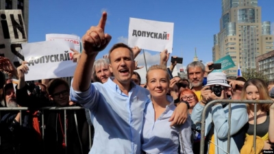 Rusi, autoritetet përndjekin opozitën në prag të zgjedhjeve