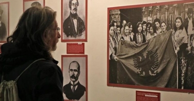 Në Galerinë Kombëtare të Maqedonisë hapet ekspozita “Unë jam shqiptar”