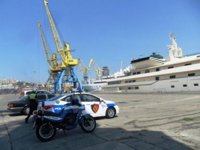 I dënuar për prostitucion, prangoset në Portin e Durrësit 46-vjeçari