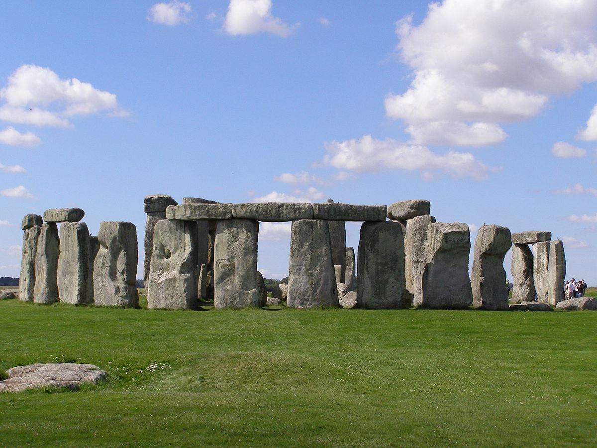 1200px Stonehenge2007 07 30