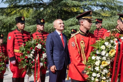 78 vjet nga Konferenca e Pezës/Meta jep mesazhin e fortë:Të bashkohemi kundër pushtimit nga një bandë oligarkësh që kanë uzurpuar institucionet