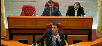 Veliaj nuk njeh gjykatat, si i përdor 6 këshilltarët pa mandat