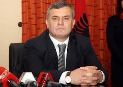 Risku i rritur i financave publike
